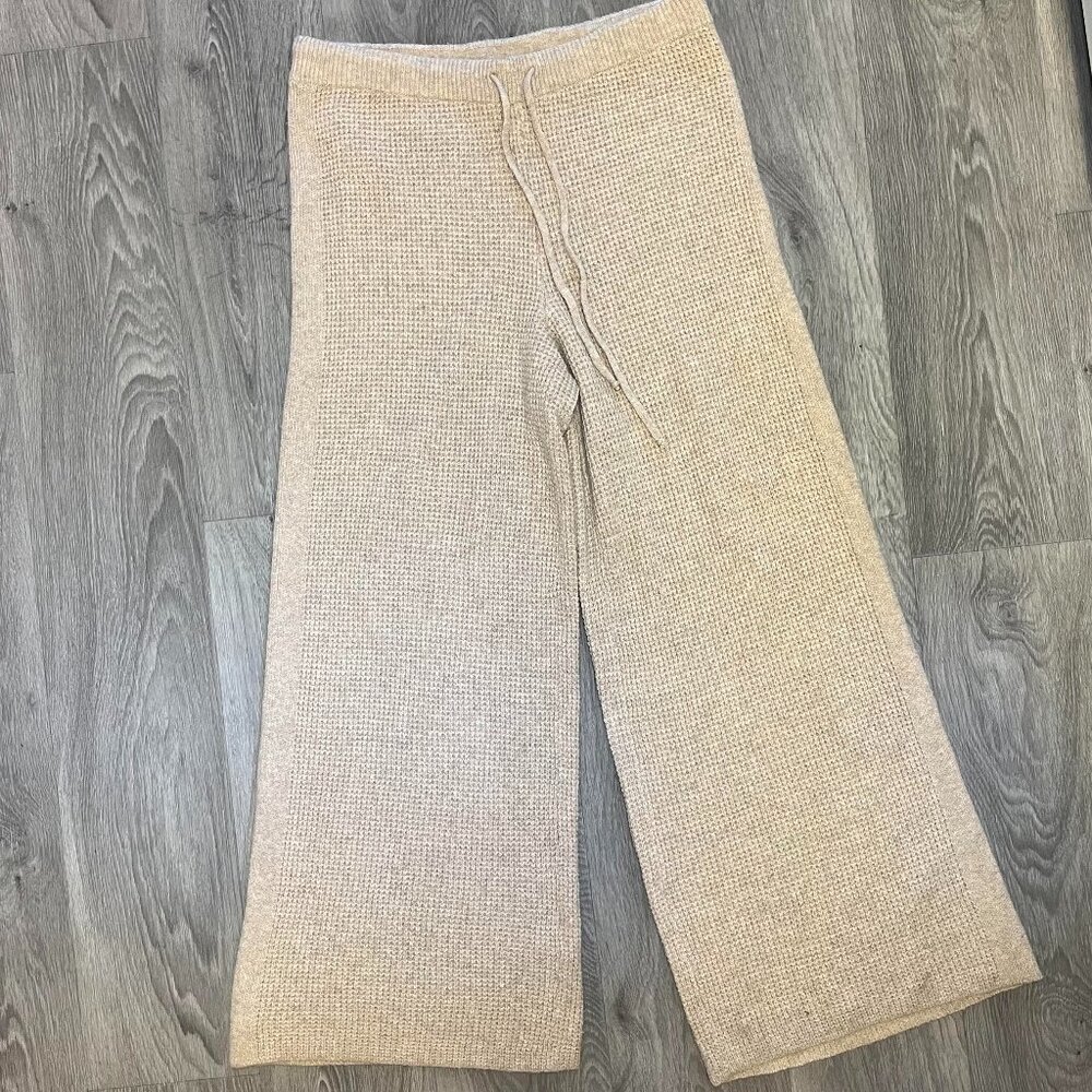 Aerie Wide Leg High Waisted Comfy Soft Sweatpants Size M short
